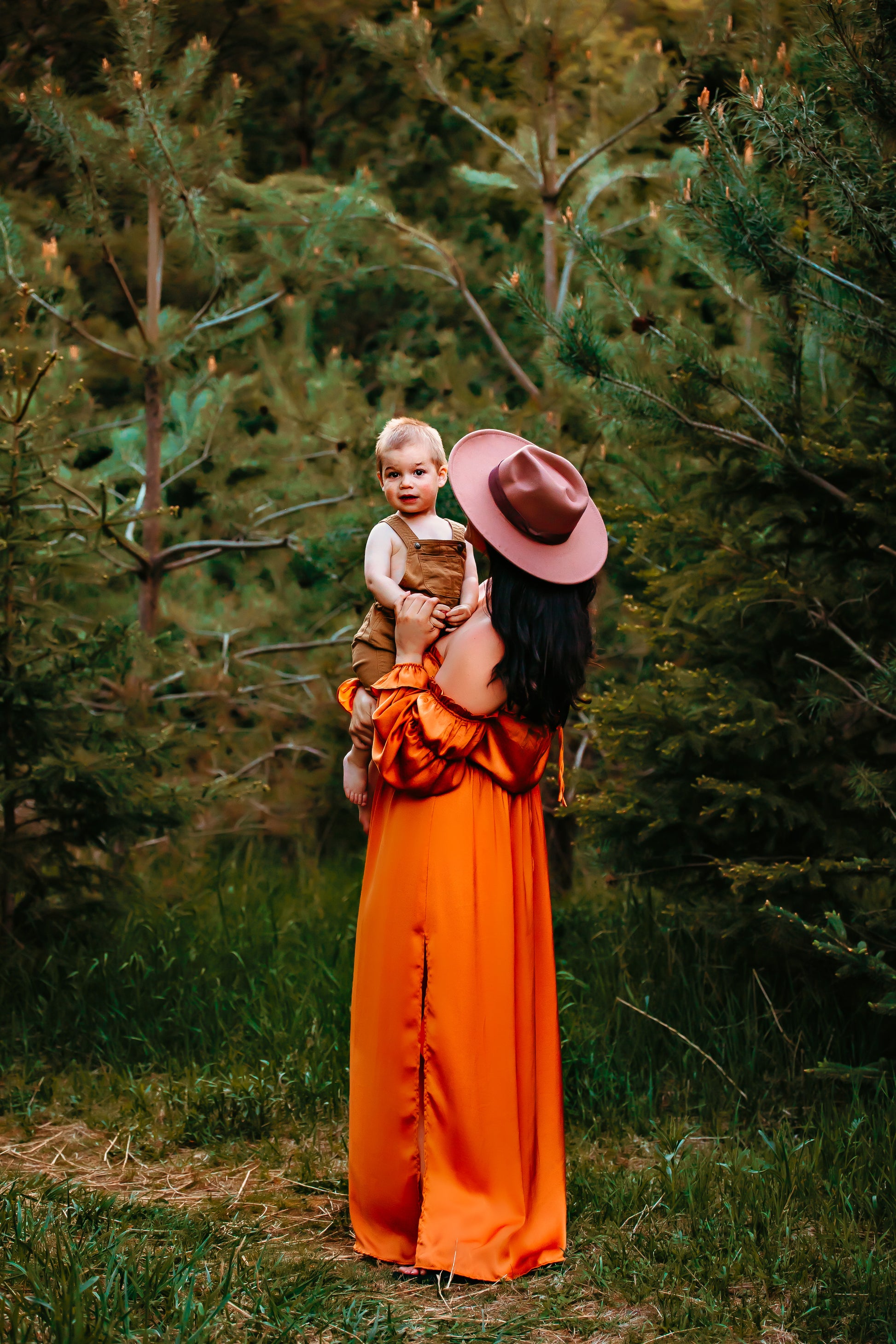 Camel Boho Hat - maternity photoshoot dress
