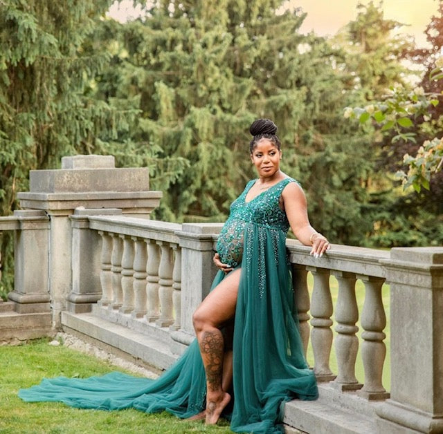 Green Kissing Sunlight Gown